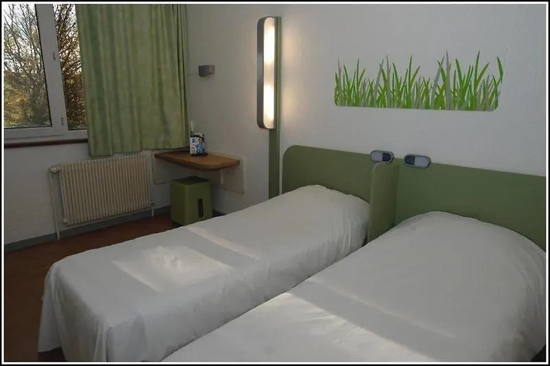 Kyriad Direct Lyon Nord - Dardilly