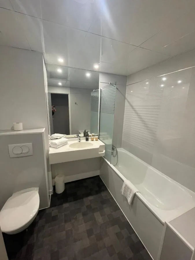 Hotel Kyriad Direct Lyon Nord - Dardilly